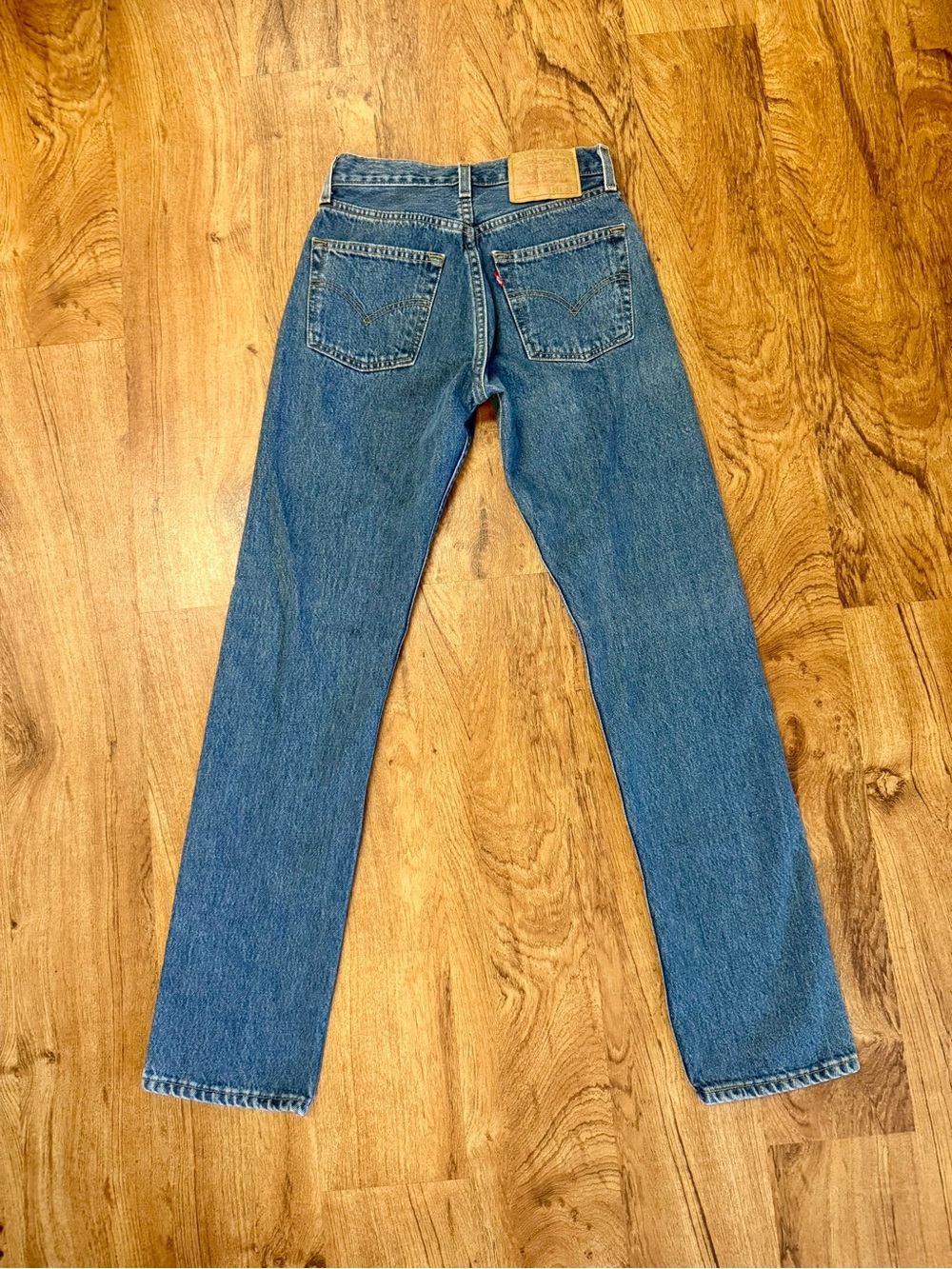 2001 Vintage 501 Levi’s Jeans. 26 x 32 (24).